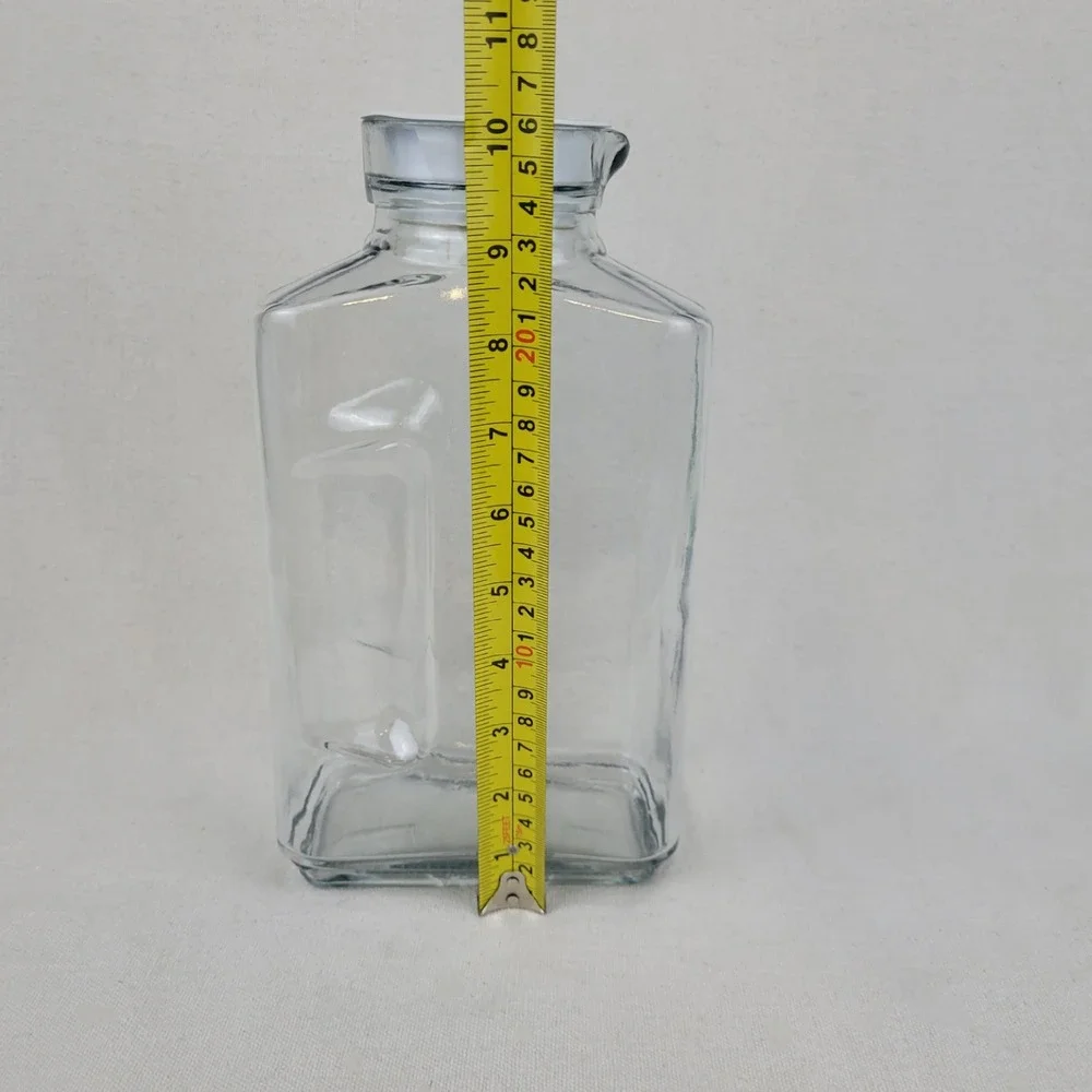 Anchor Hocking Glass Juice Carafe Pitcher with Lid‎ 1 Quart Clear Square USA